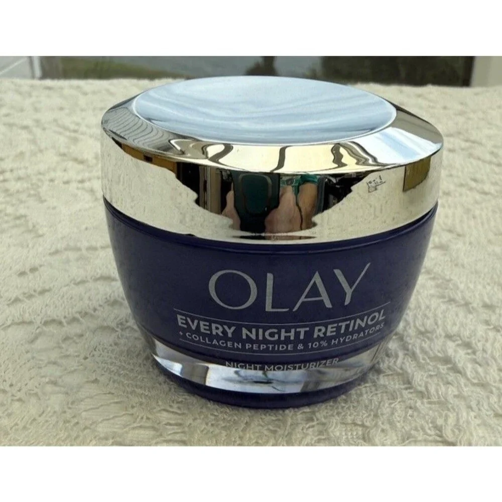 Olay Every Night Retinol Night Cream COLLAGEN PEPTIDE & 10% HYDRATORS 48g/1.7oz